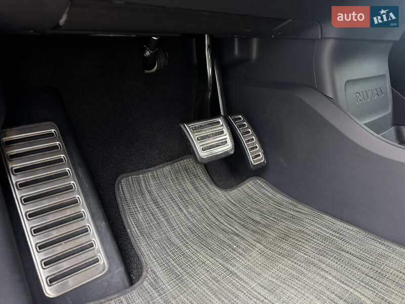 Пікап Rivian R1T 2023 в Житомирі