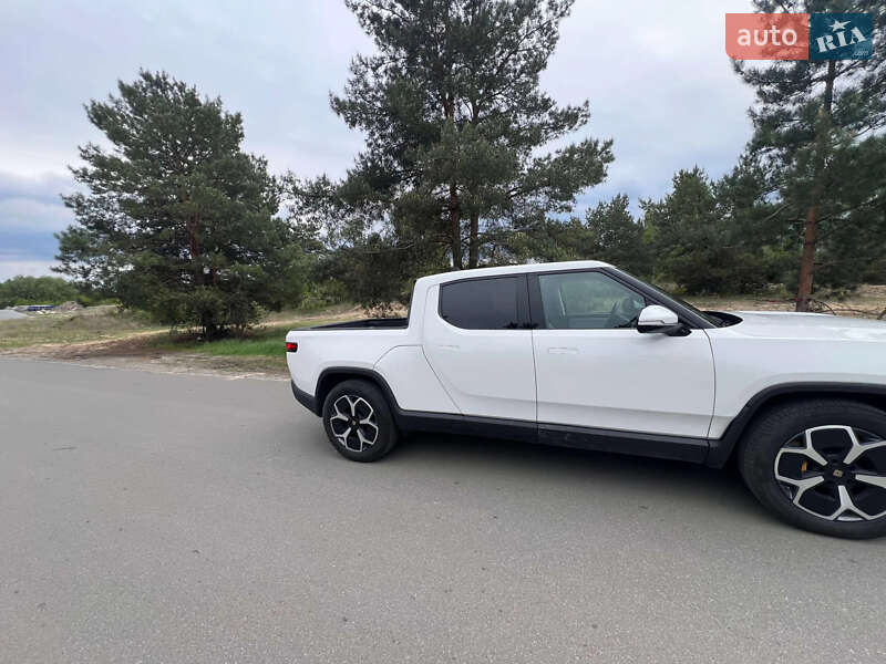 Пикап Rivian R1T 2022 в Киеве фото 2 Пикап Rivian R1T 2022 в Киеве