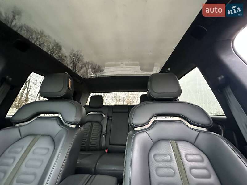 Пикап Rivian R1T 2022 в Луцке фото 21 Пикап Rivian R1T 2022 в Луцке