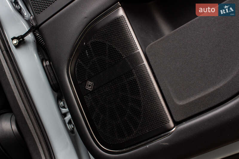 Пикап Rivian R1T 2023 в Львове