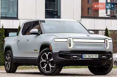 Пикап Rivian R1T 2023 в Львове