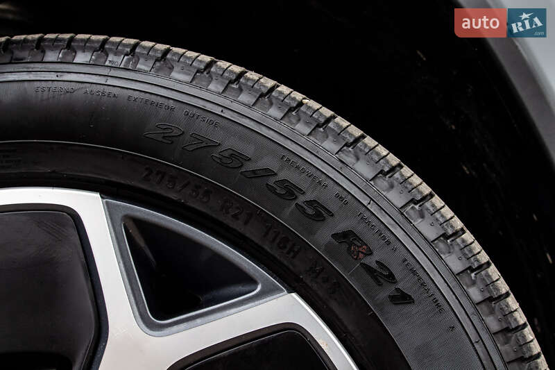 Пикап Rivian R1T 2023 в Львове