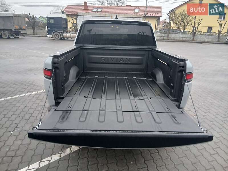 Пикап Rivian R1T 2022 в Городке фото 23 Пикап Rivian R1T 2022 в Городке