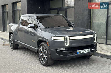 Внедорожник / Кроссовер Rivian R1T 2023 в Ужгороде