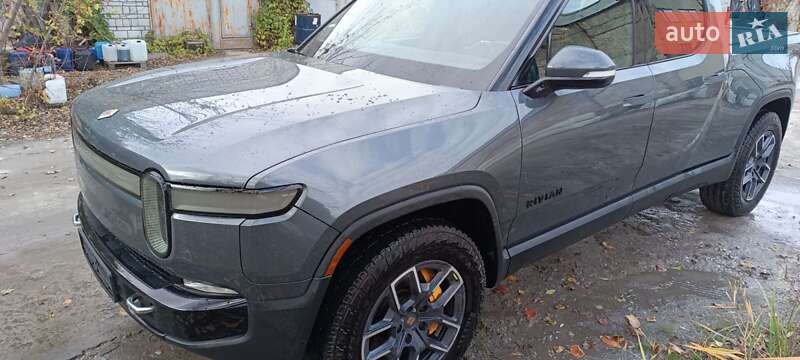 Пикап Rivian R1T 2022 в Вышгороде