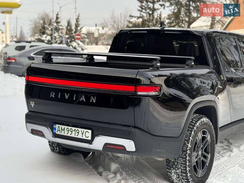 Пикап Rivian R1T 2024 в Коростышеве