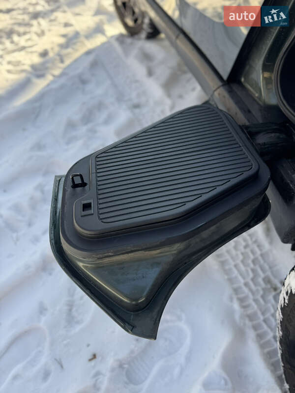 Пикап Rivian R1T 2023 в Киеве