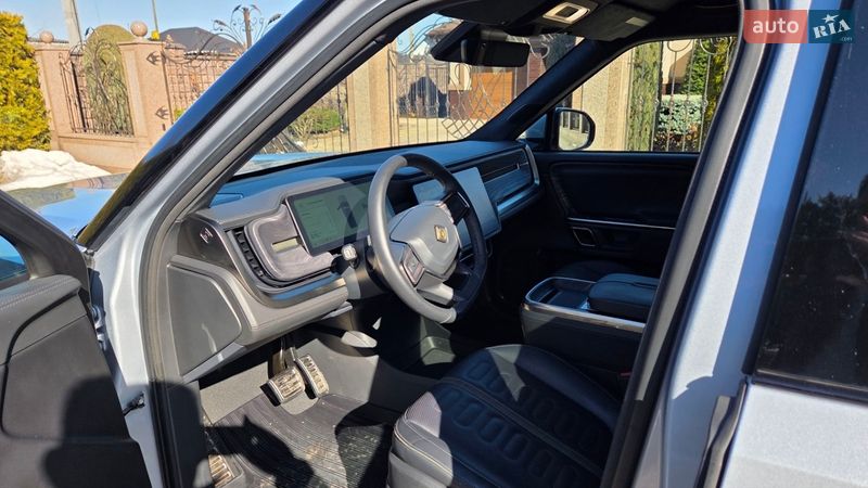 Пикап Rivian R1T 2024 в Сарнах
