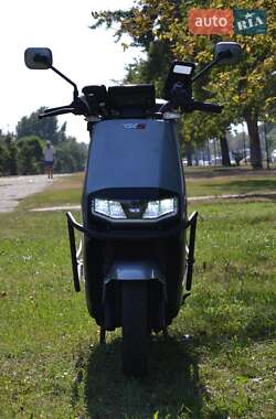 Скутер RKS Neron XS 2024 в 