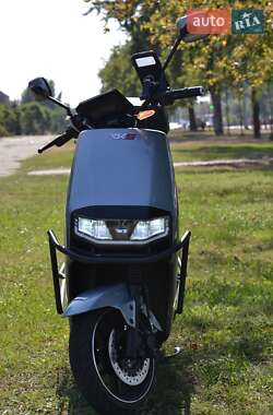 Скутер RKS Neron XS 2024 в 