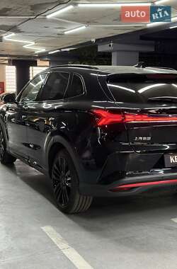 Внедорожник / Кроссовер Roewe Marvel R 2022 в 