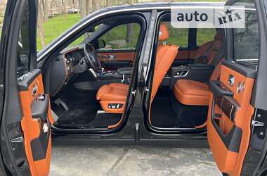 Позашляховик / Кросовер Rolls-Royce Cullinan 2019 в 