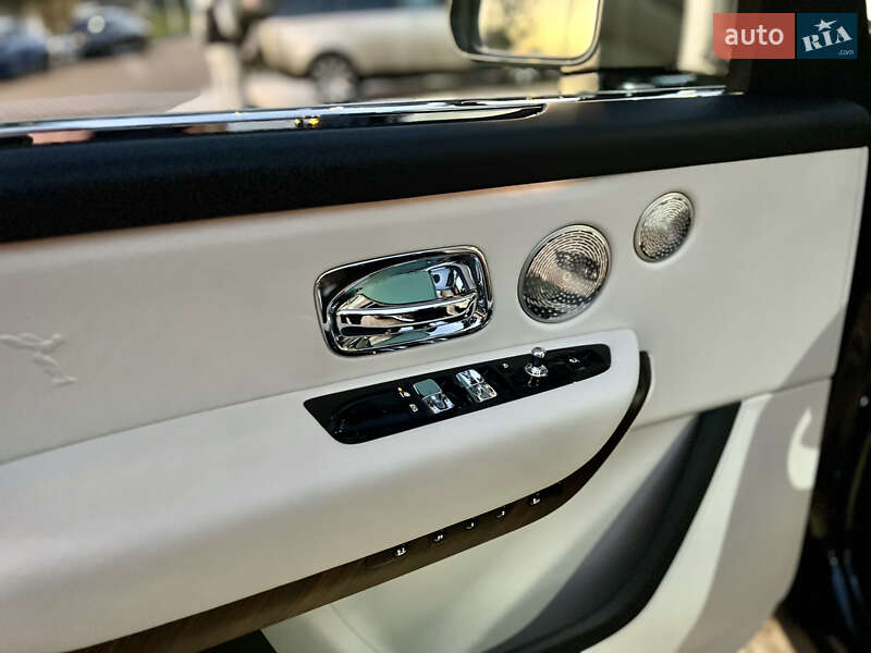 Внедорожник / Кроссовер Rolls-Royce Cullinan 2019 в Одессе