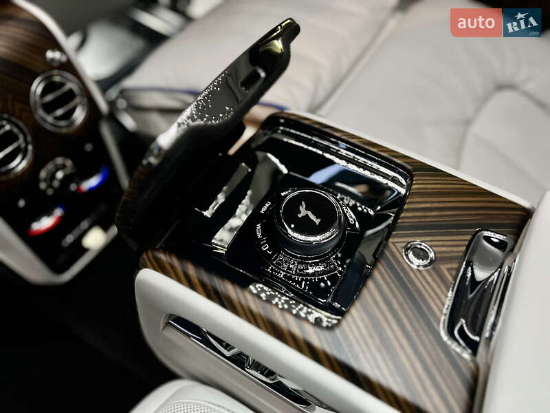 Внедорожник / Кроссовер Rolls-Royce Cullinan 2019 в Одессе