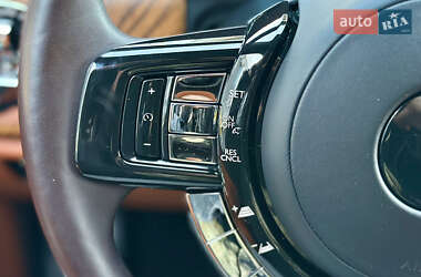 Внедорожник / Кроссовер Rolls-Royce Cullinan 2019 в 