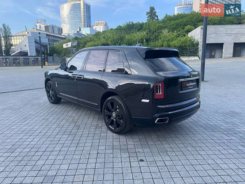 Внедорожник / Кроссовер Rolls-Royce Cullinan 2020 в Киеве