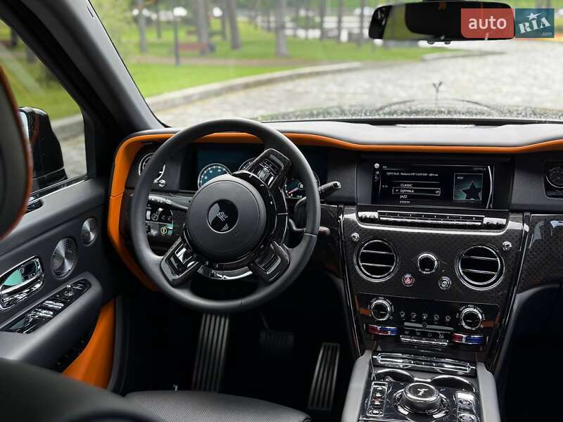 Позашляховик / Кросовер Rolls-Royce Cullinan 2021 в Києві