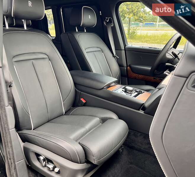 Внедорожник / Кроссовер Rolls-Royce Cullinan 2022 в Киеве