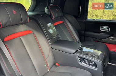Внедорожник / Кроссовер Rolls-Royce Cullinan 2020 в 