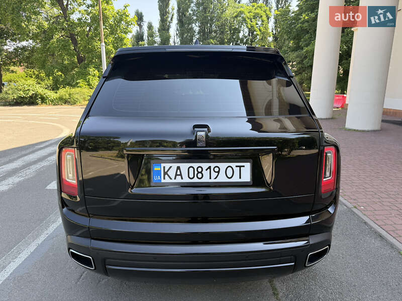 Внедорожник / Кроссовер Rolls-Royce Cullinan 2019 в Киеве
