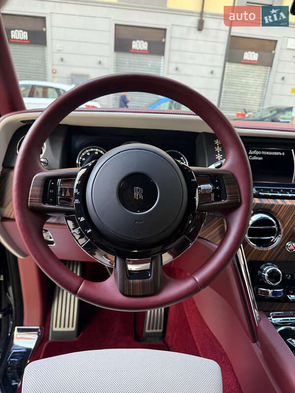 Внедорожник / Кроссовер Rolls-Royce Cullinan 2019 в Киеве