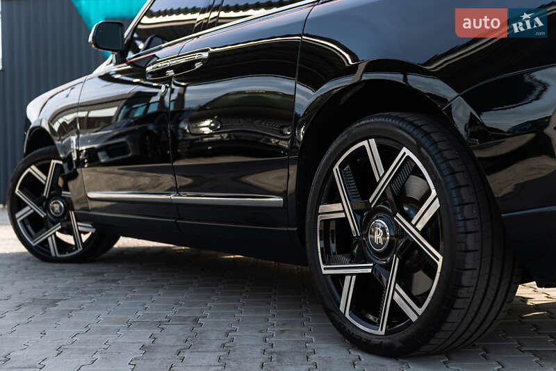 Внедорожник / Кроссовер Rolls-Royce Cullinan 2019 в Мукачево