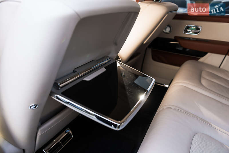 Внедорожник / Кроссовер Rolls-Royce Cullinan 2019 в Мукачево