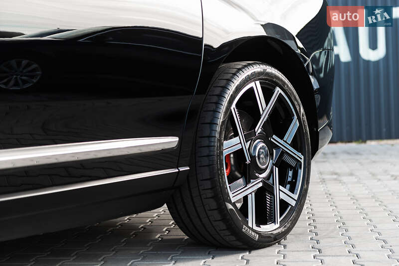 Внедорожник / Кроссовер Rolls-Royce Cullinan 2019 в Мукачево