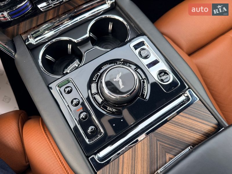 Внедорожник / Кроссовер Rolls-Royce Cullinan 2019 в Киеве