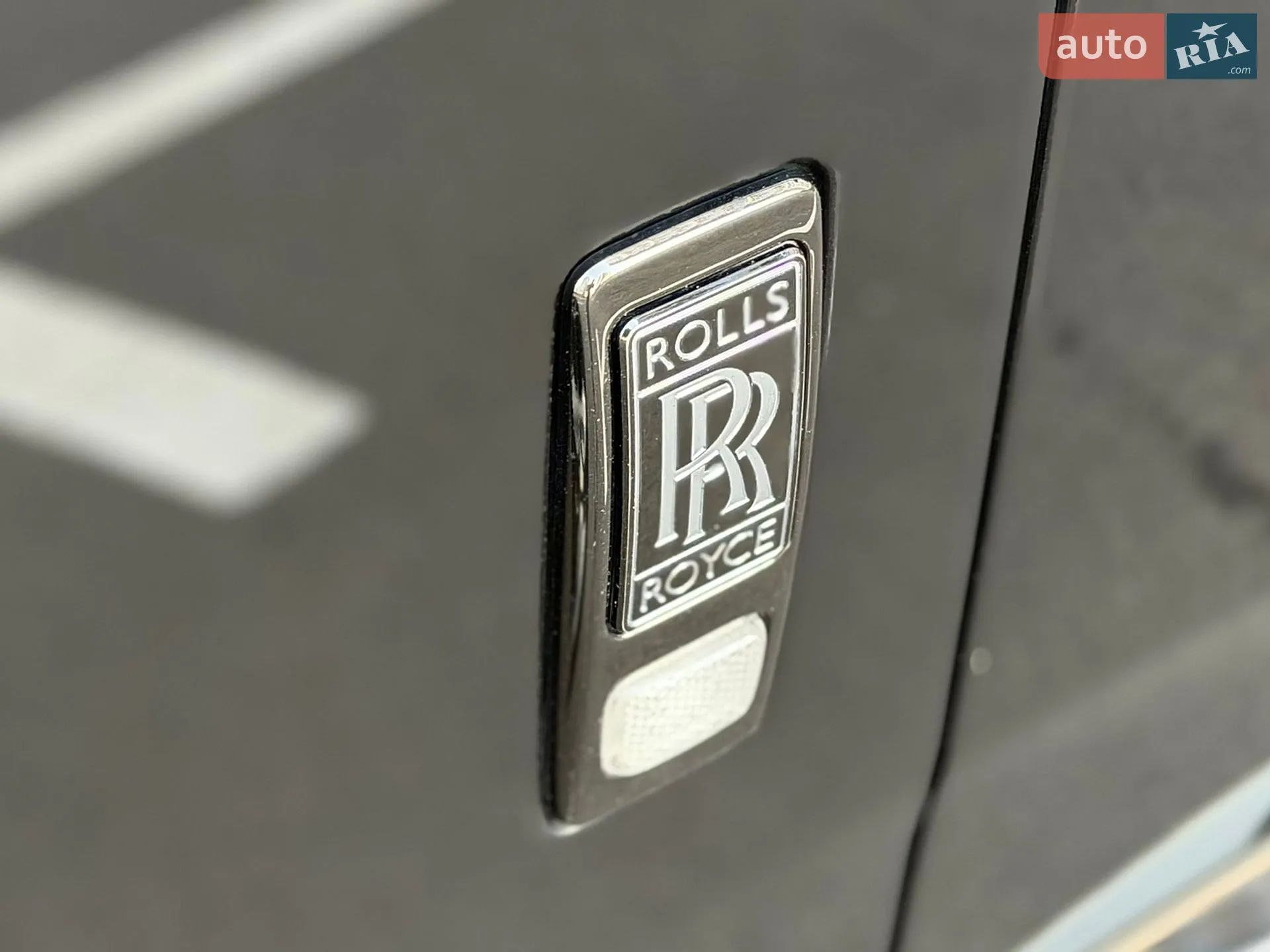 2019 Rolls-Royce Cullinan - мініатюра 38