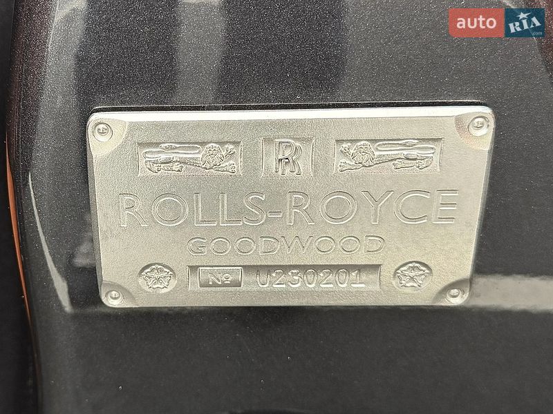 Внедорожник / Кроссовер Rolls-Royce Cullinan 2025 в Киеве