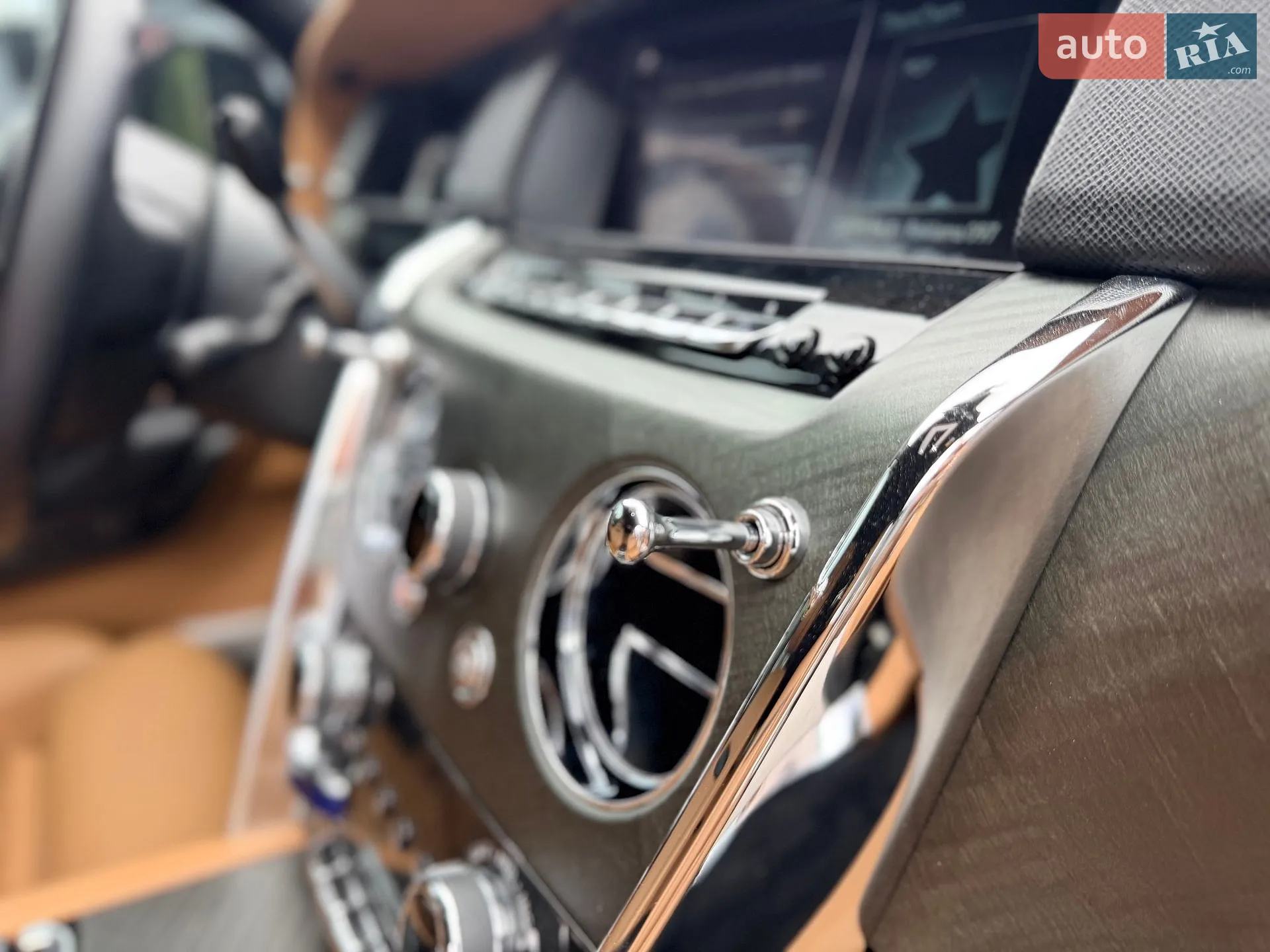 2019 Rolls-Royce Cullinan - мініатюра 43