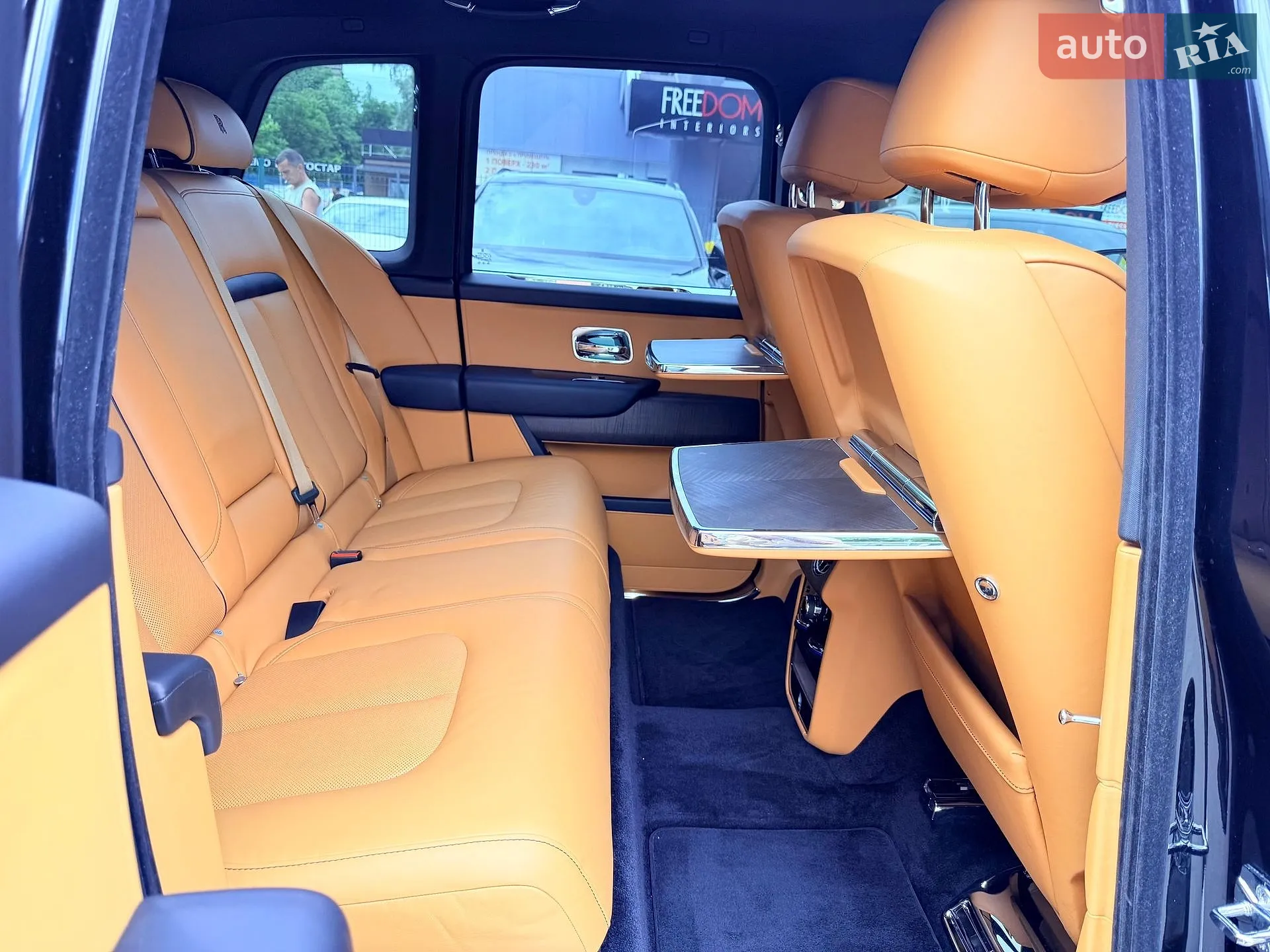 2019 Rolls-Royce Cullinan - мініатюра 45