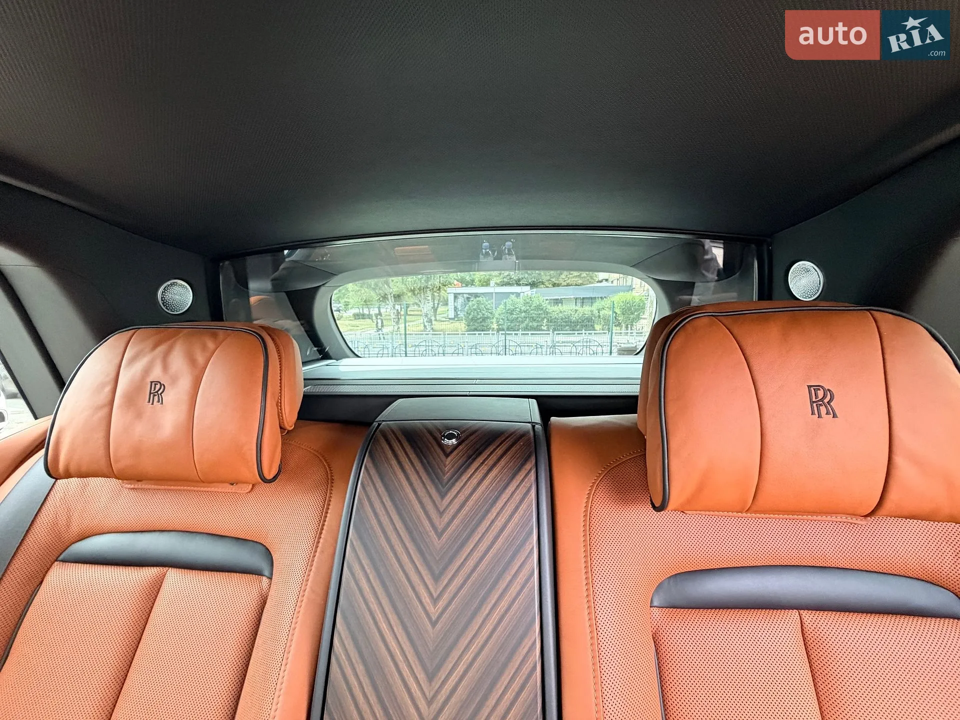 2019 Rolls-Royce Cullinan - мініатюра 39