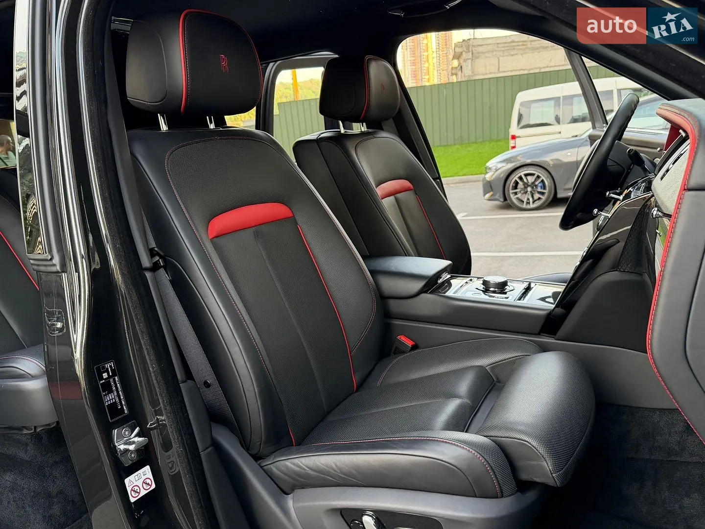 2019 Rolls-Royce Cullinan - мініатюра 46