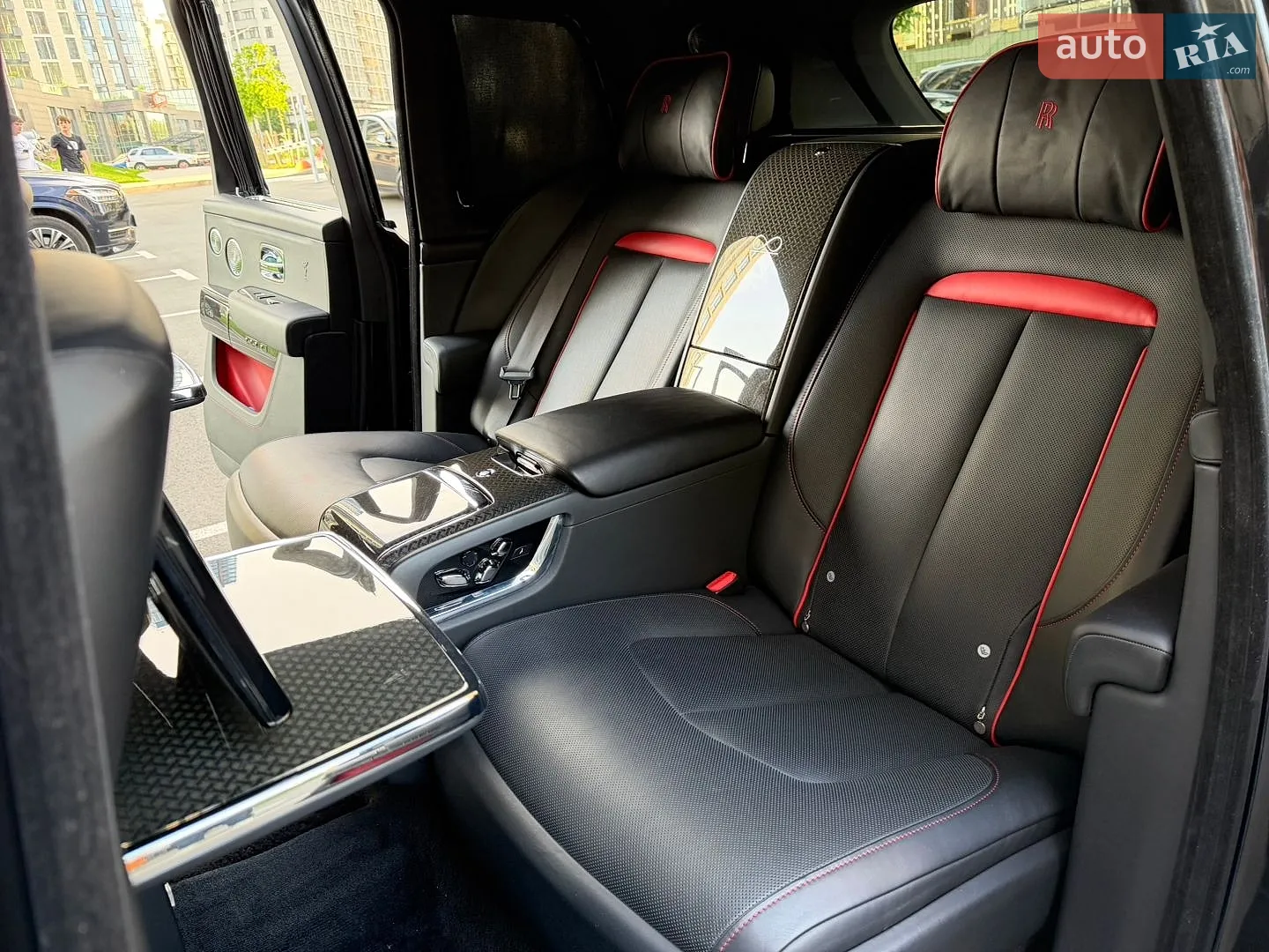 2019 Rolls-Royce Cullinan - мініатюра 55