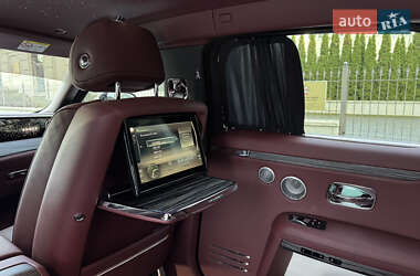 Седан Rolls-Royce Ghost 2021 в 