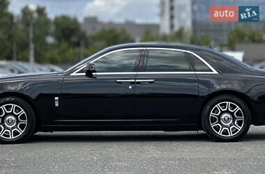 Седан Rolls-Royce Ghost 2013 в 