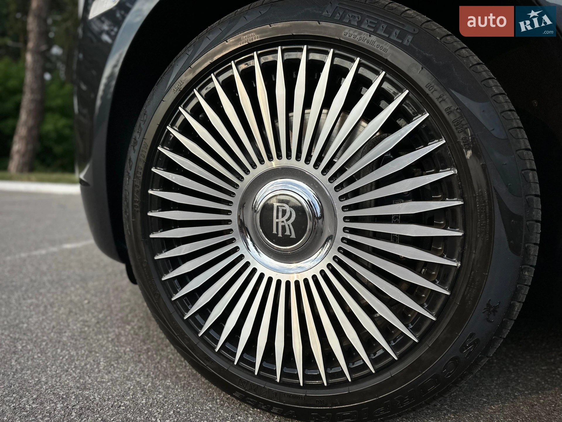 2011 Rolls-Royce Ghost - мініатюра 26
