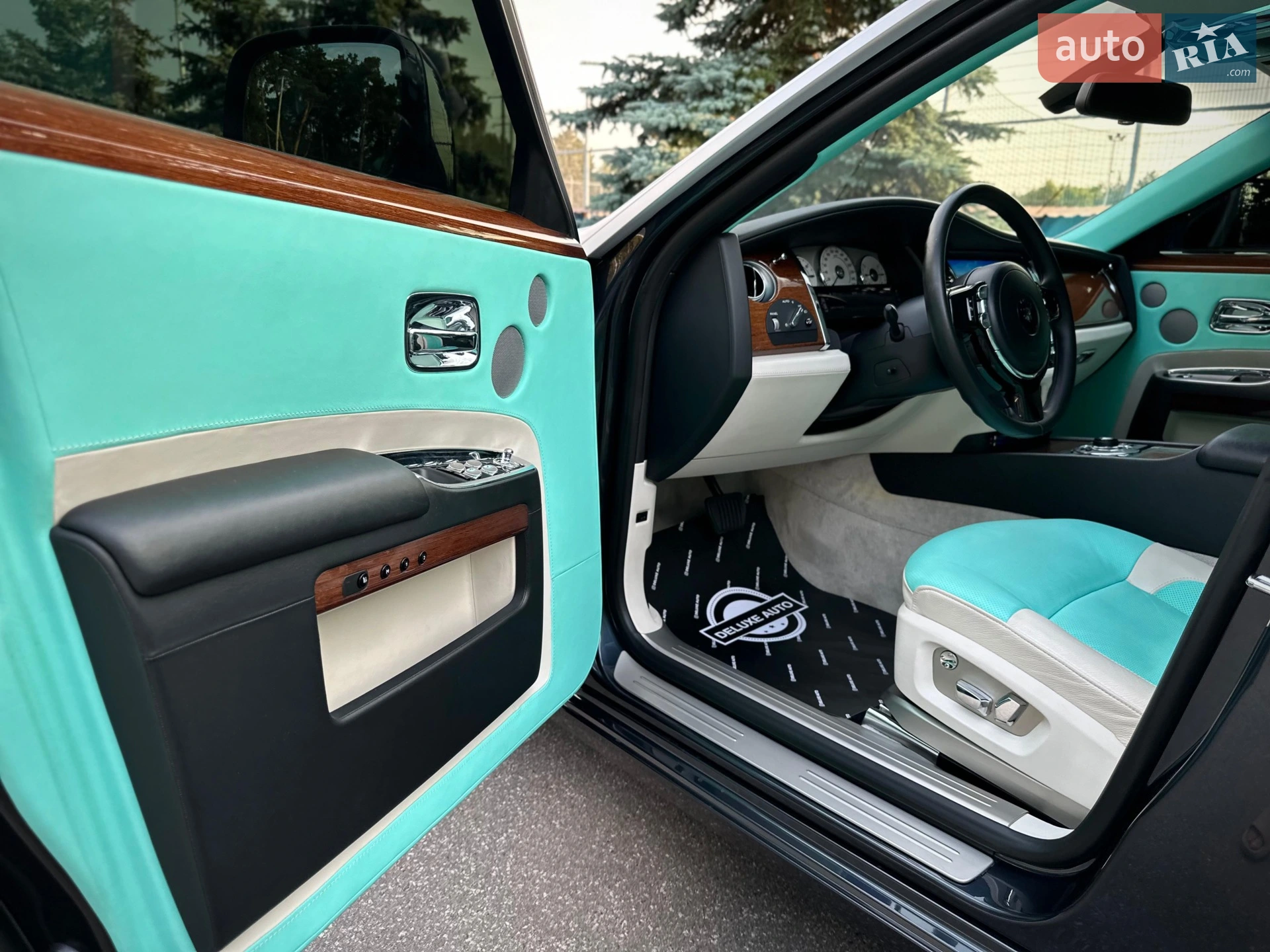 2011 Rolls-Royce Ghost - мініатюра 112