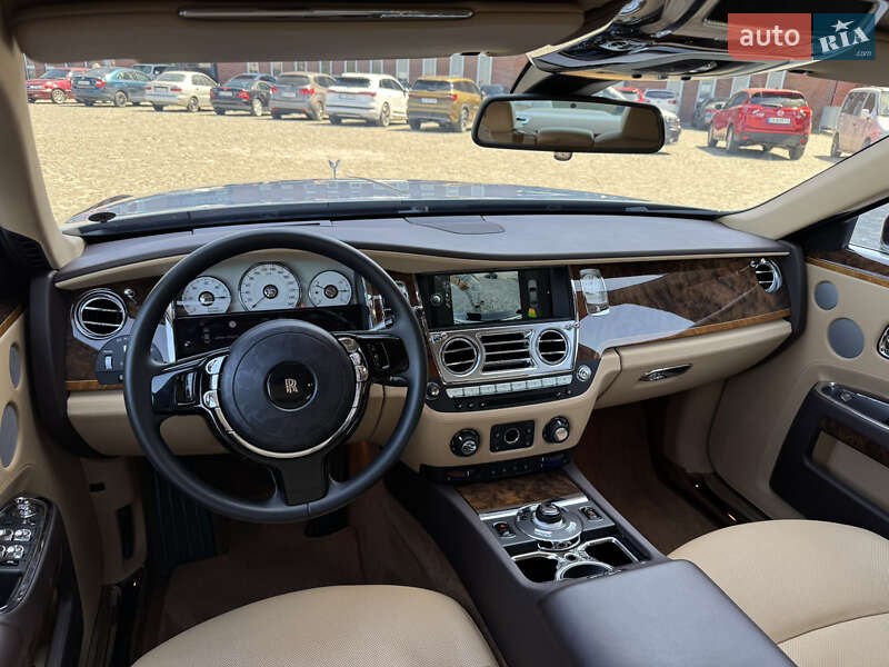Седан Rolls-Royce Ghost 2013 в Днепре