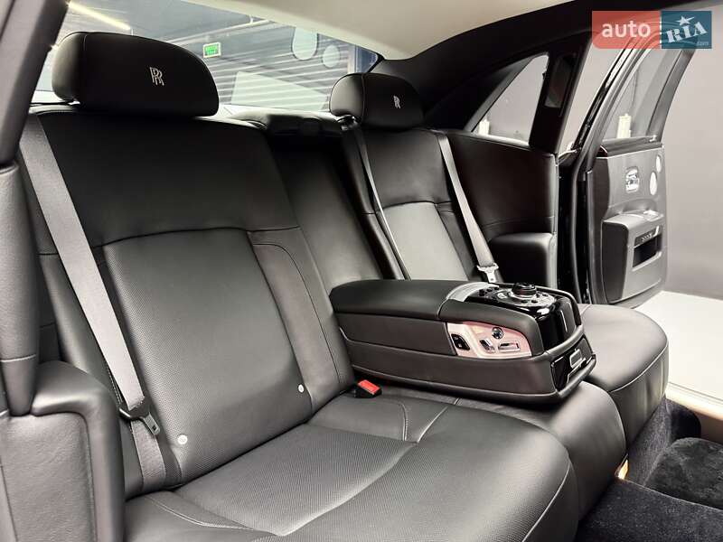 Седан Rolls-Royce Ghost 2010 в Киеве фото 47 Седан Rolls-Royce Ghost 2010 в Киеве