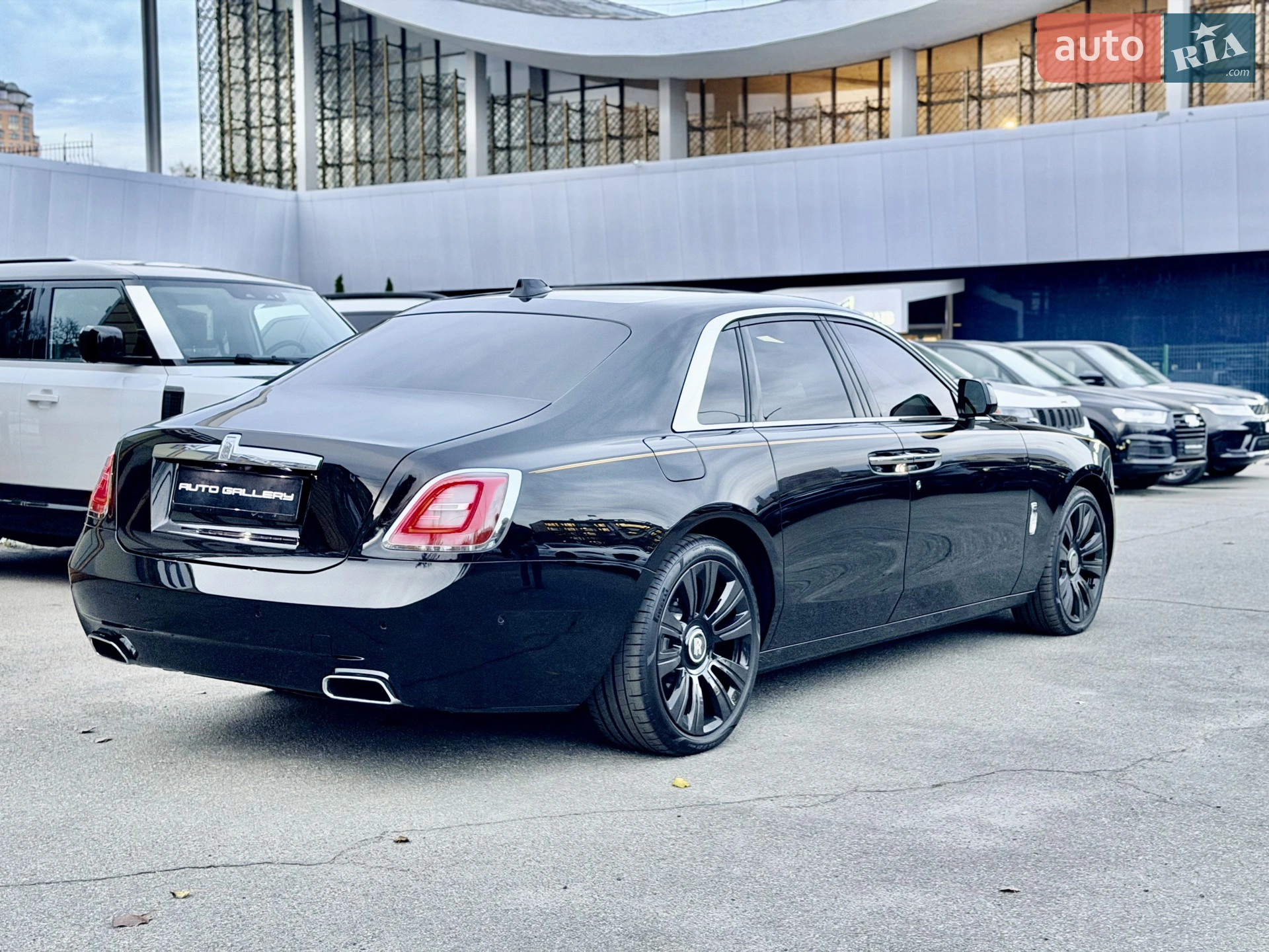 2020 Rolls-Royce Ghost - мініатюра 4