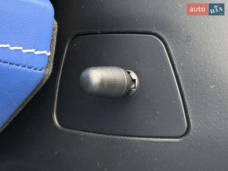 Седан Rolls-Royce Ghost 2018 в Киеве фото 102 Седан Rolls-Royce Ghost 2018 в Киеве