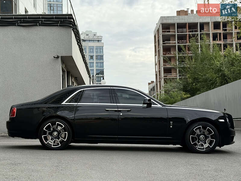 Седан Rolls-Royce Ghost 2018 в Киеве