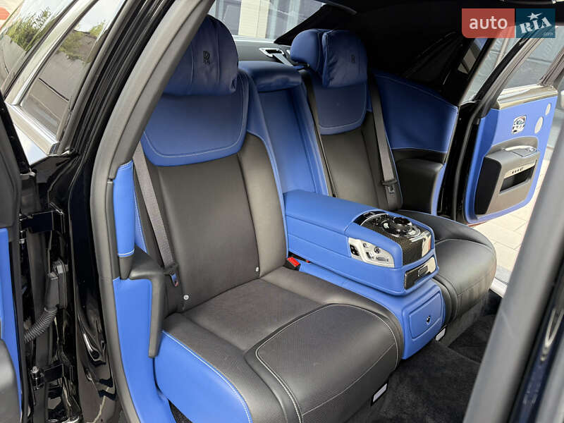 Седан Rolls-Royce Ghost 2018 в Киеве