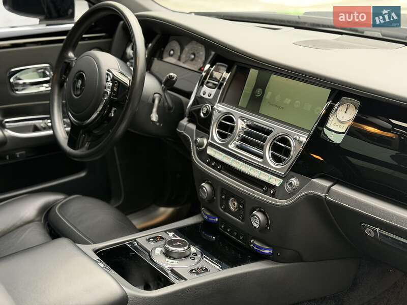 Седан Rolls-Royce Ghost 2015 в Киеве