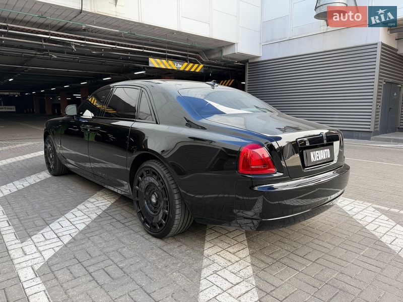 Седан Rolls-Royce Ghost 2015 в Киеве