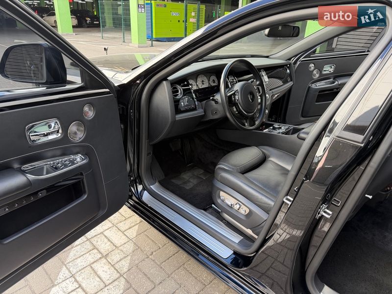 Седан Rolls-Royce Ghost 2015 в Киеве