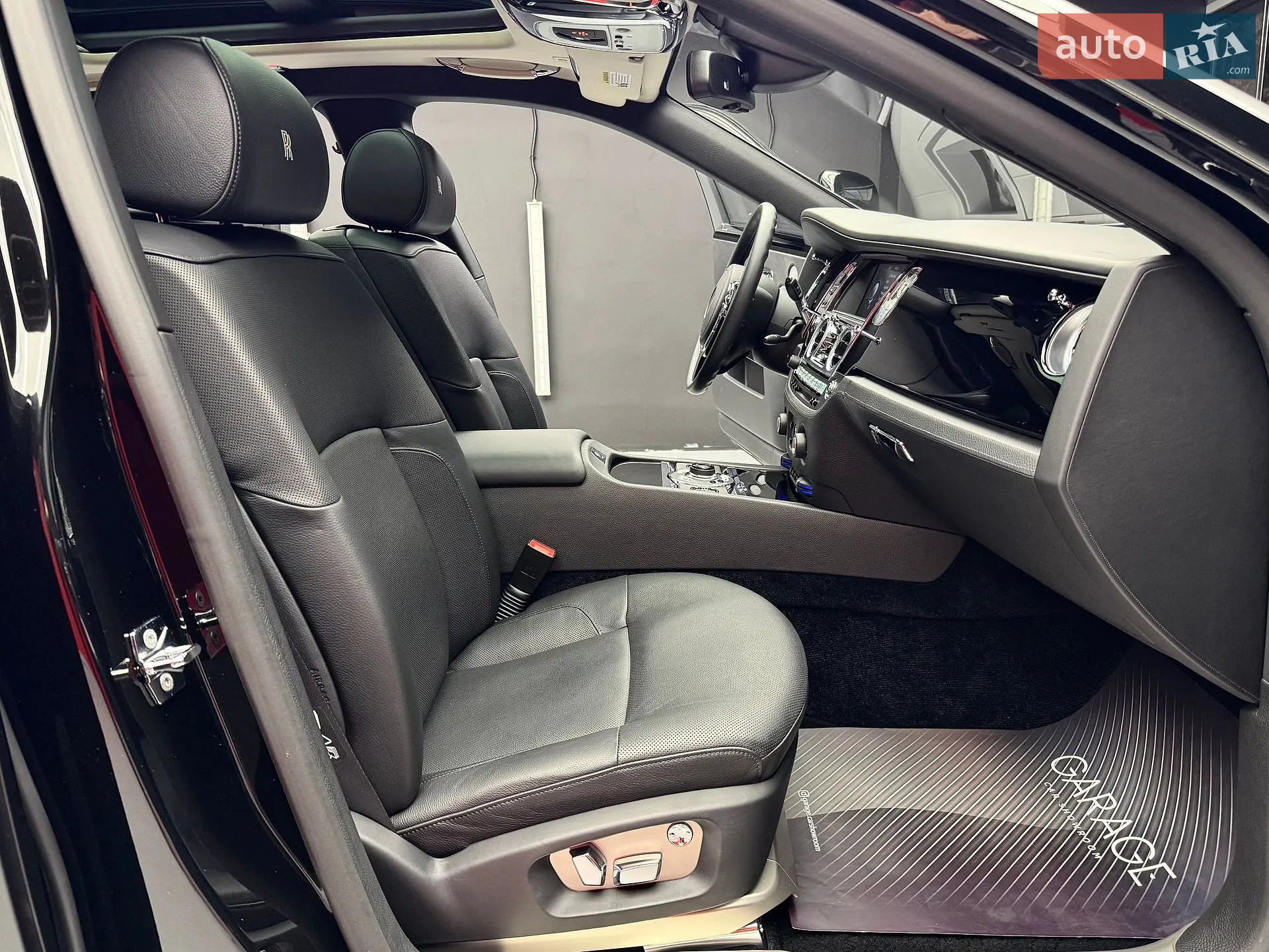 2010 Rolls-Royce Ghost - мініатюра 57